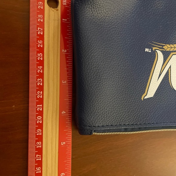 Milwaukee Brewers Wristlet - Picture 4 of 6